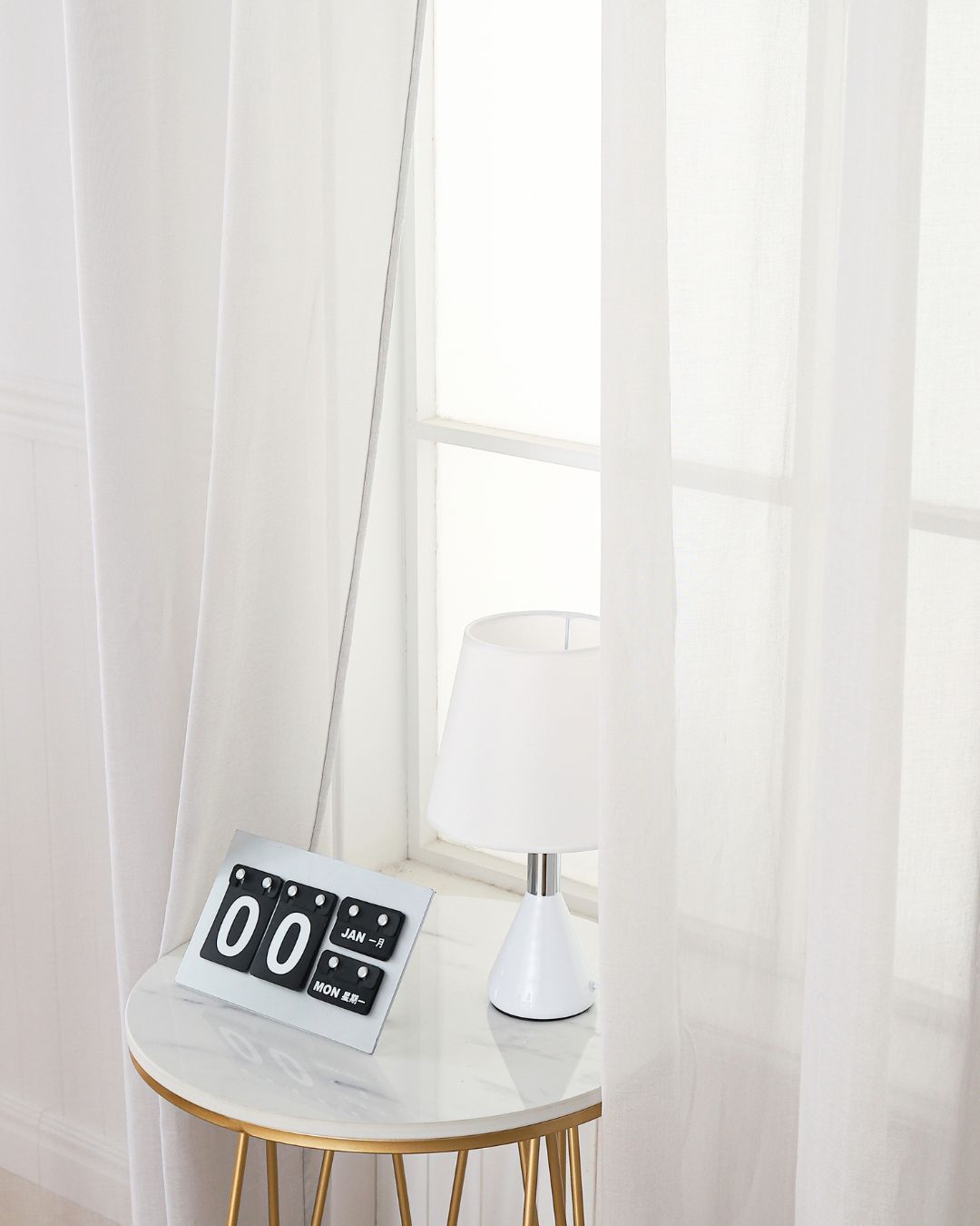 Stay cozy and protected with the Radia Smart® EMF Protection Curtain, designed to block wireless radiation from RF, WiFi, Bluetooth, cell phones, and 5G. Lined with advanced shielding fabric, this curtain reduces EMF exposure in your home while adding comfort and privacy. Ideal for bedrooms, nurseries, or offices, it offers a stylish and effective way to create a safer, low-radiation environment for you and your family.